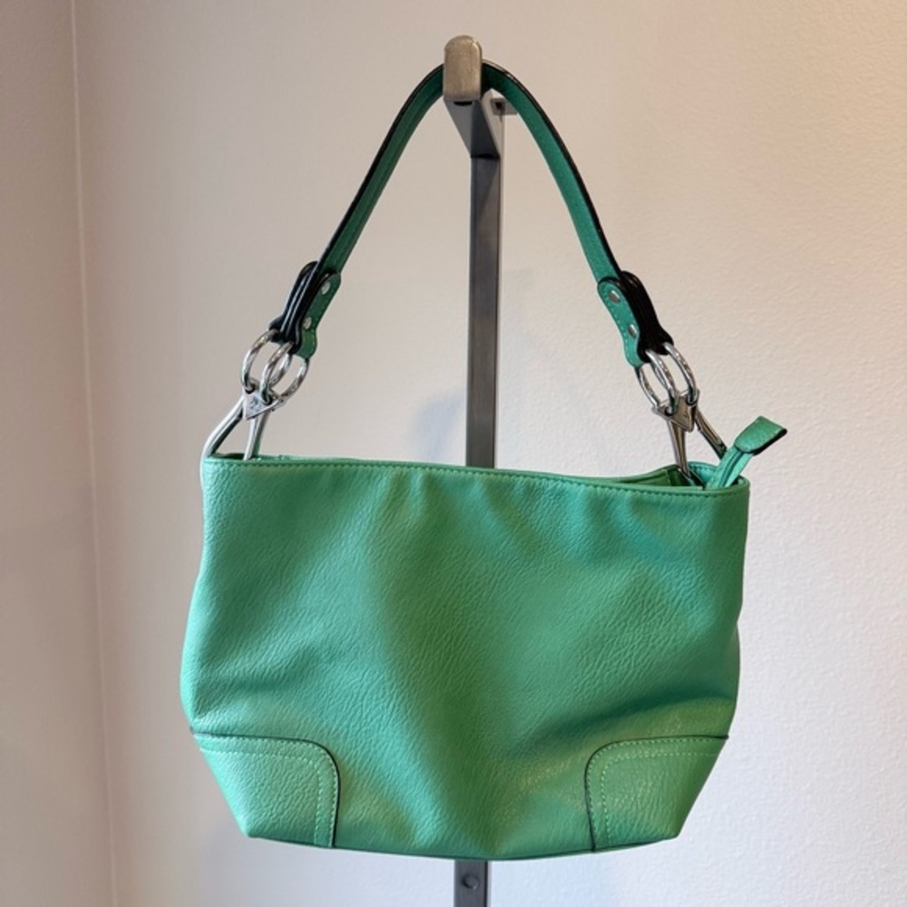 Green faux leather shoulder bag with removable strap